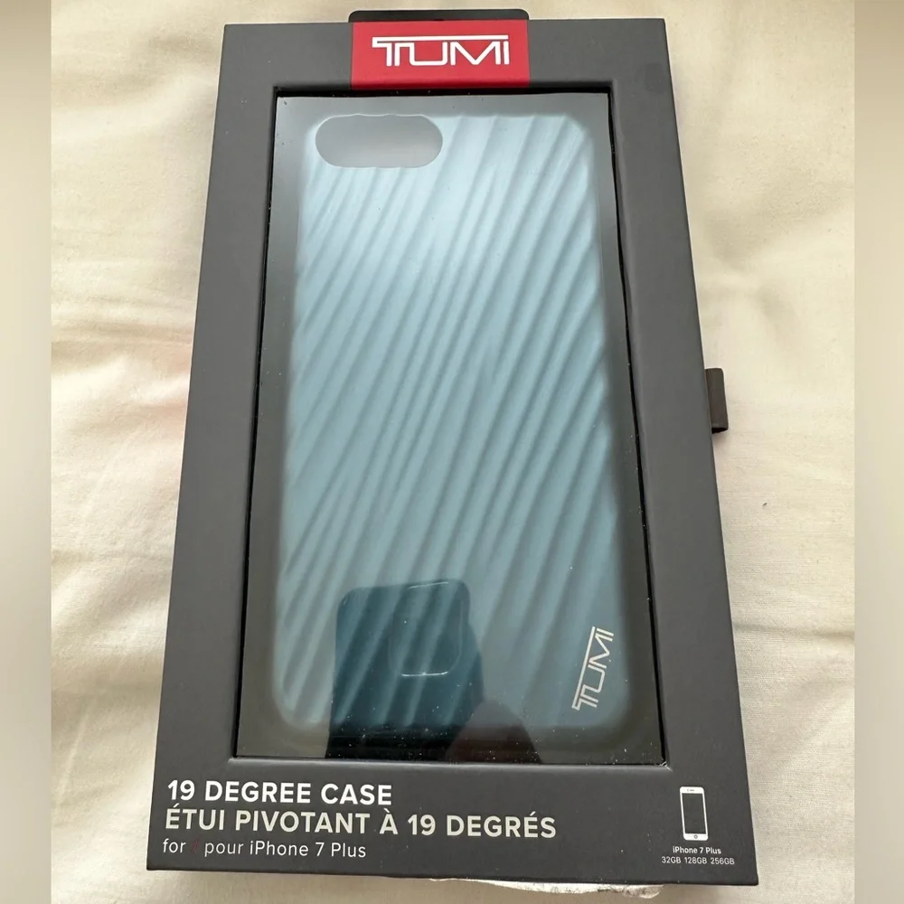 TUMI Blue iPhone 7 Plus 19 Degree Case